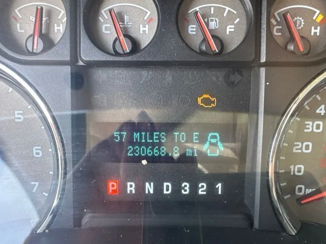 Used 2010 Silver Ford XLT image 15