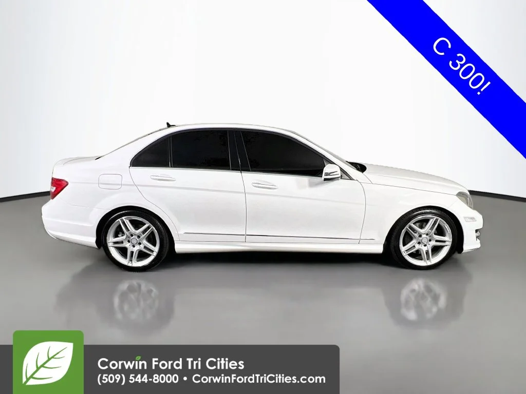 Used 2014 Polar White Mercedes-Benz C 300 image 17