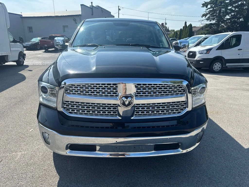 Certified Used 2018 Brilliant Black Crystal Pearlcoat Ram Laramie image 14