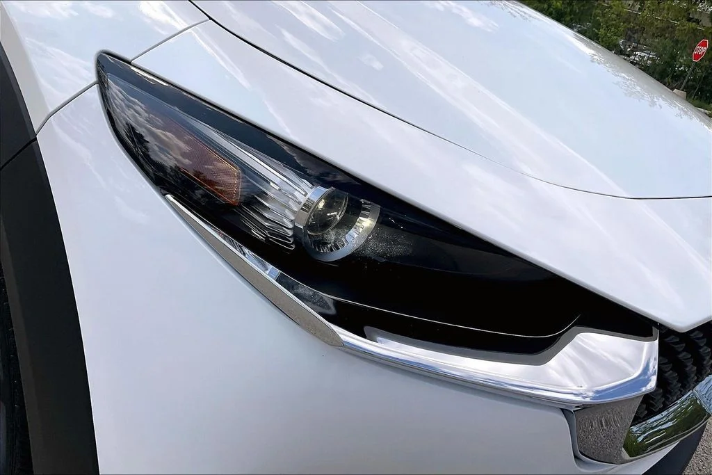 Used 2023 White Mazda 2.5 S image 28