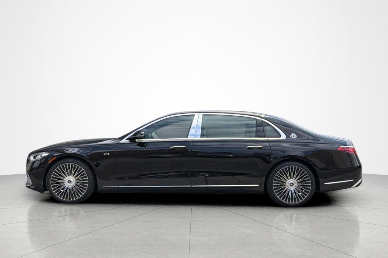 Used 2026 Obsidian Black Metallic Mercedes-Benz Maybach S 680 image 2