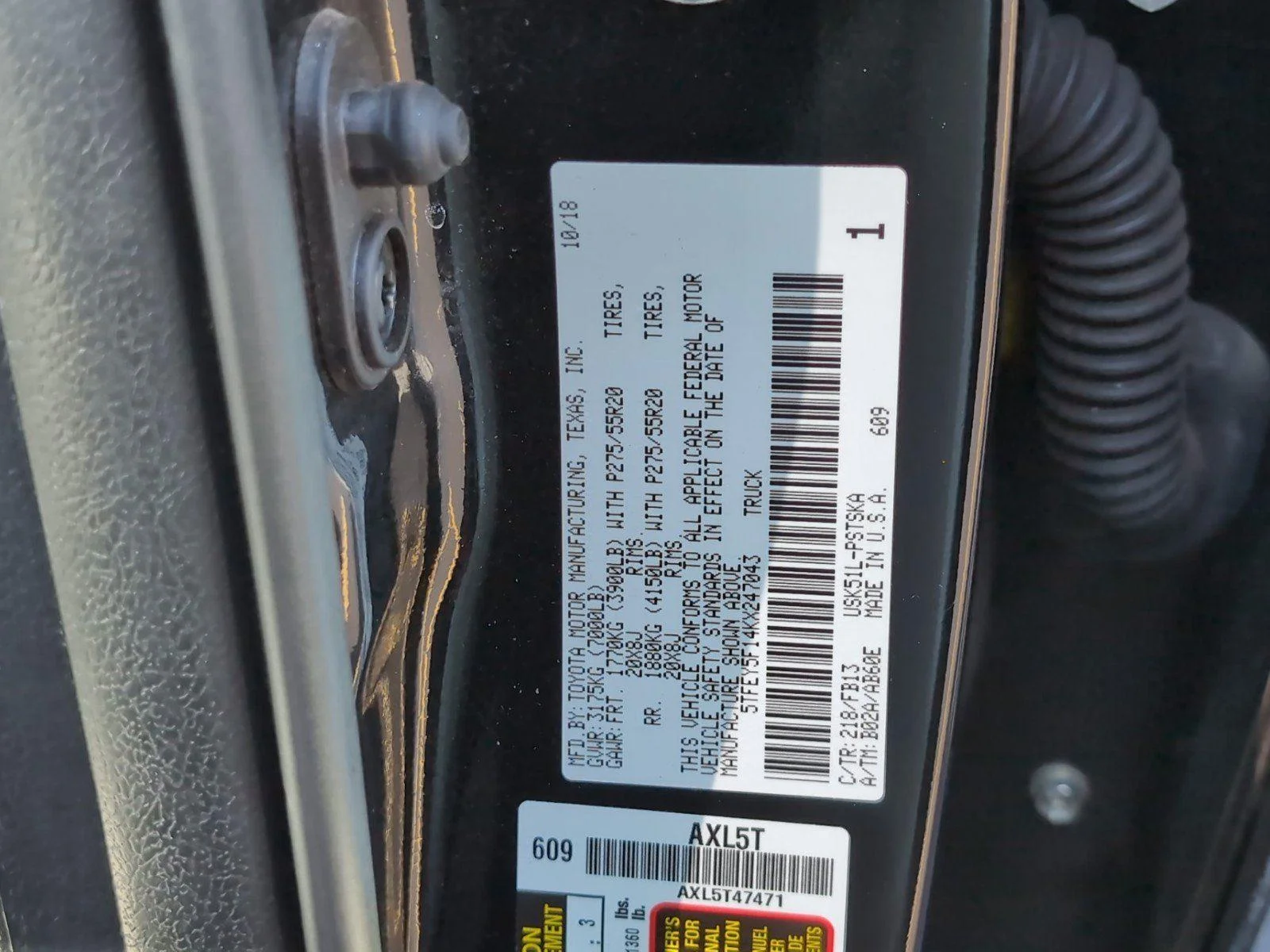 Used 2019 Midnight Black Metallic Toyota SR5 image 14