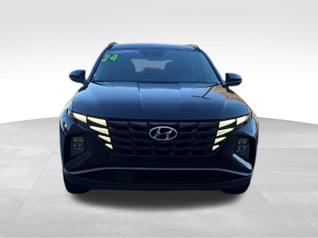 Used 2024 Black Hyundai SEL image 8