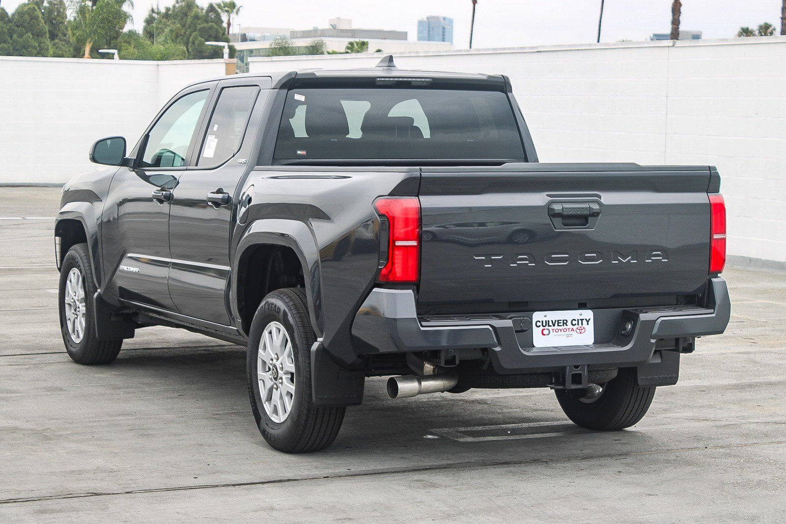 New 2026  Toyota  SR5 image 6