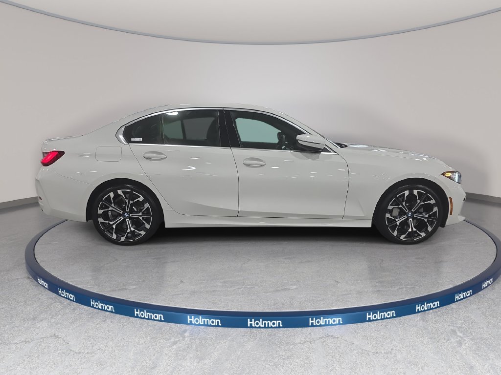 Used 2026 Alpine White BMW 330i image 5