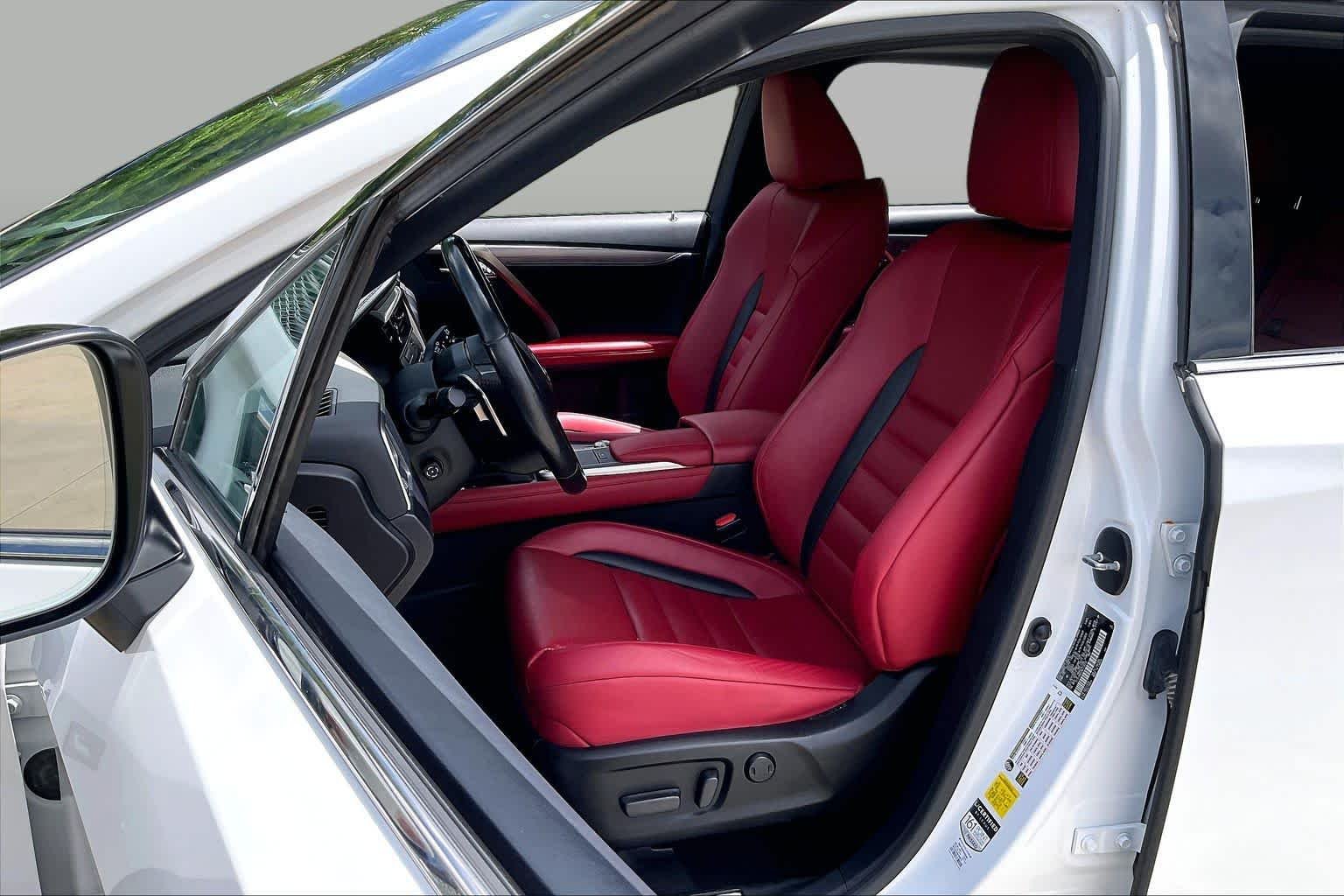 Used 2022 Ultra White Lexus F SPORT Handling image 14