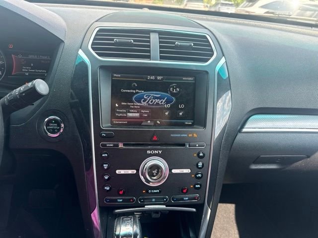 Used 2016 Red Ford Sport image 14