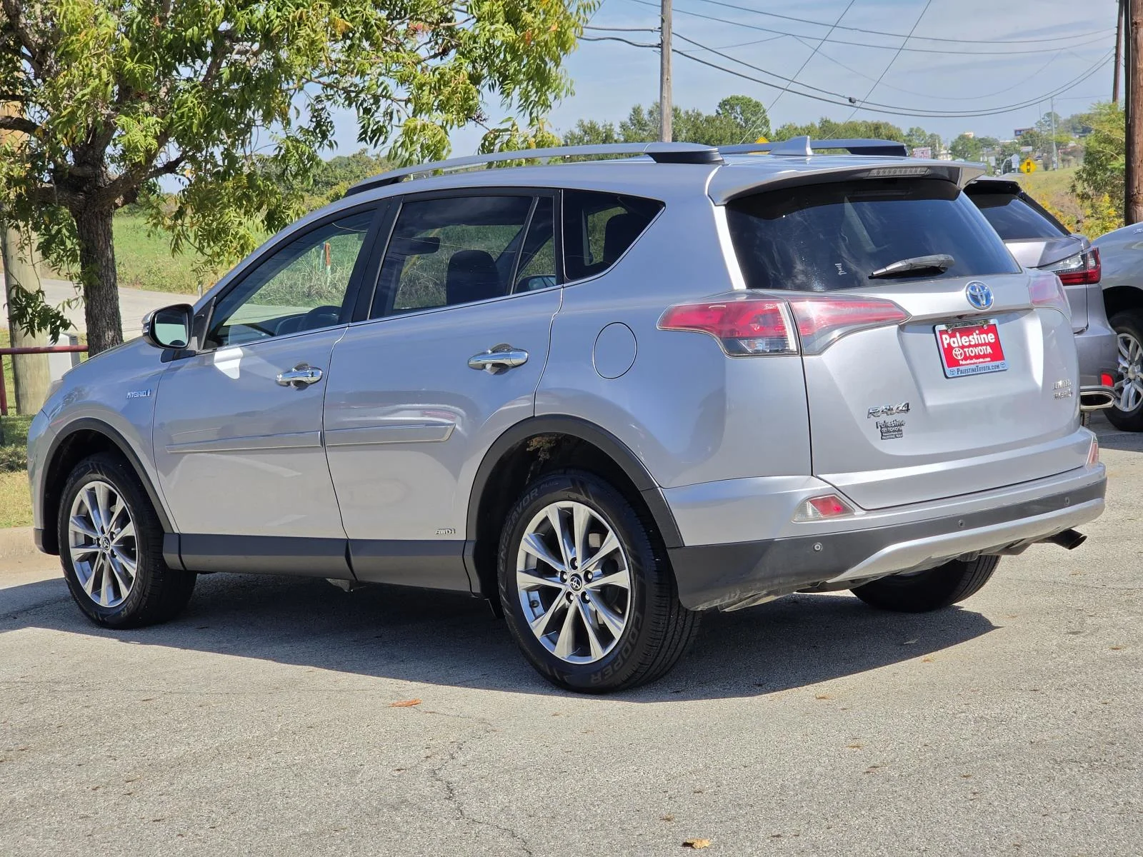 Used 2018 Silver Toyota Hybrid Limited AWD (Natl) image 6