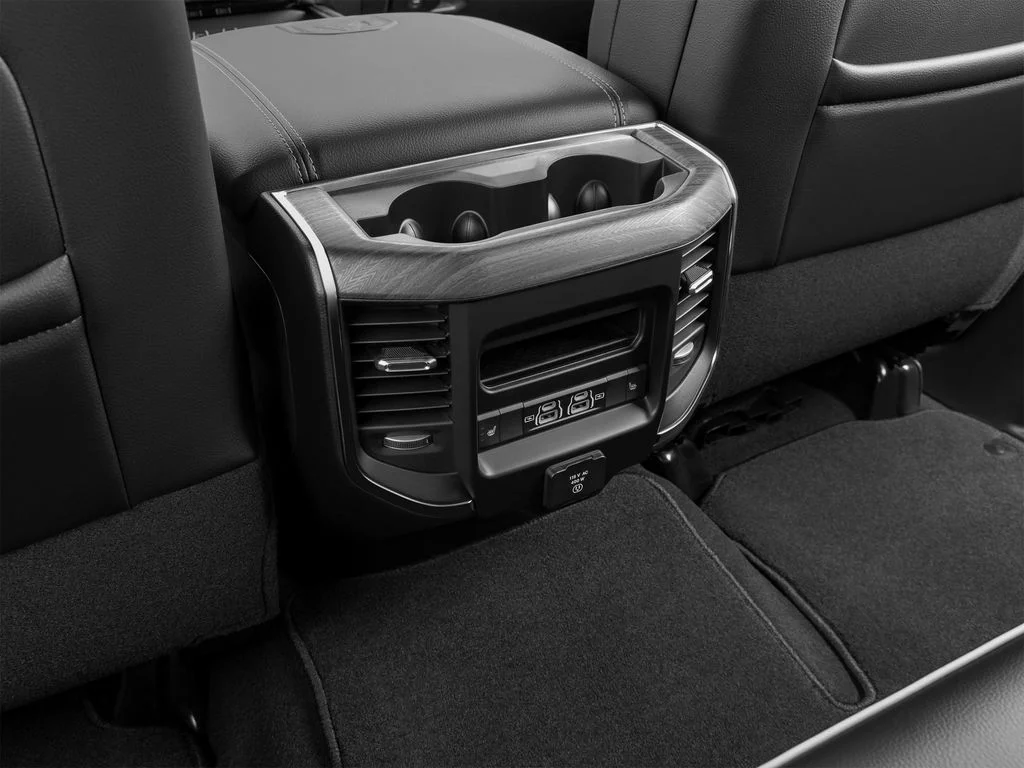 2026 RAM 2500 Laramie - Photo 45