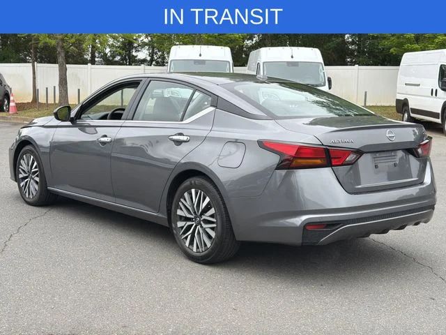 Used 2024 Gray Nissan 2.5 SV image 11