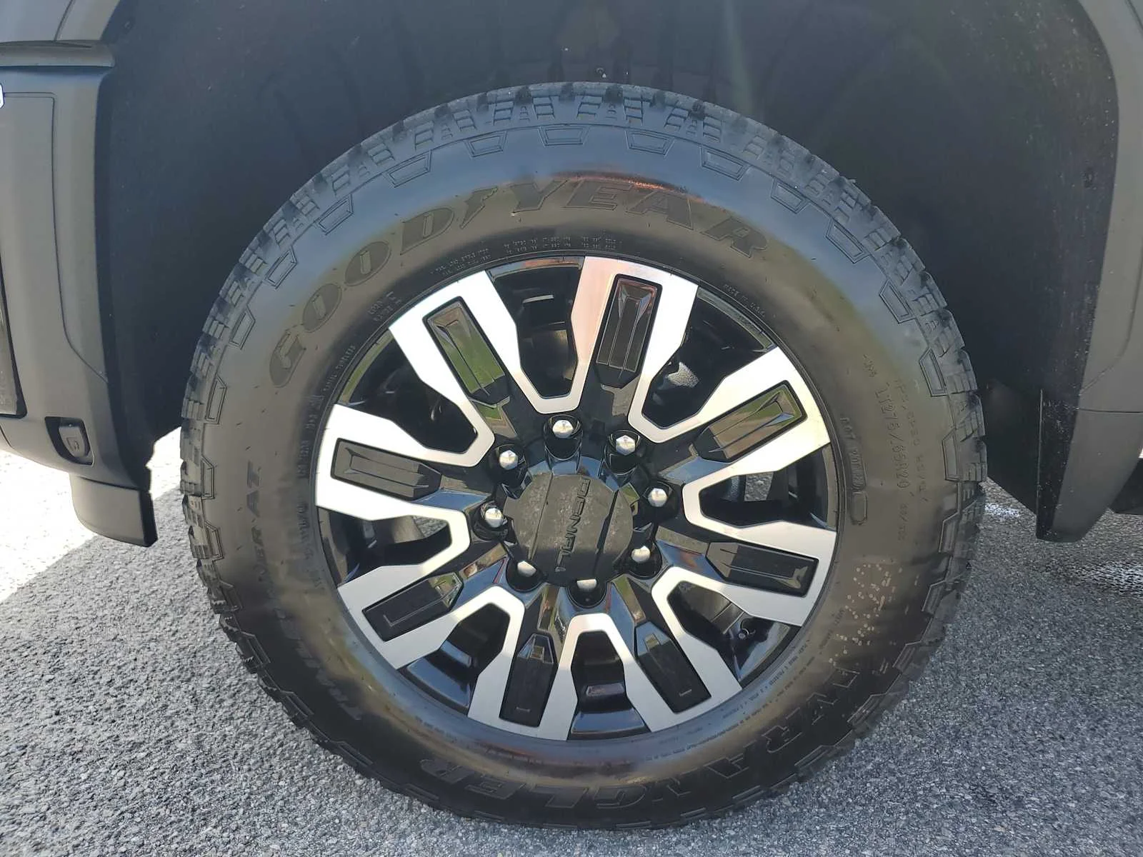 New 2026 Onyx Black GMC Denali Ultimate image 15