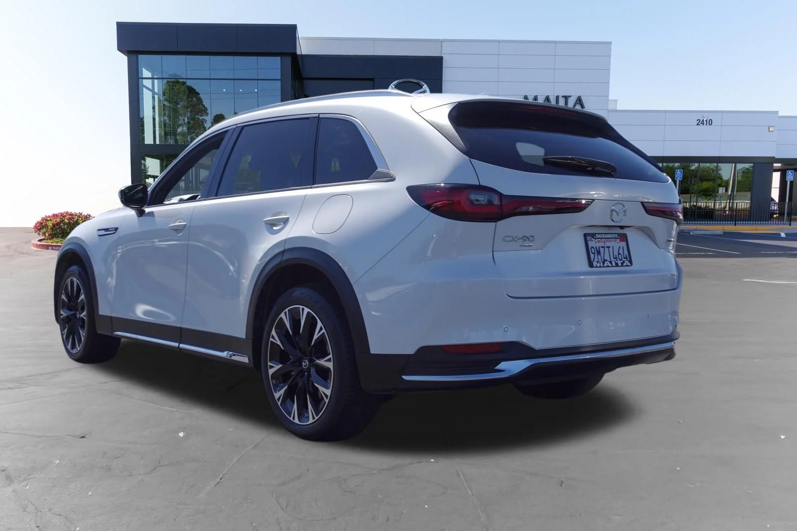 Certified Used 2024 Rhodium White Premium Mazda Premium Plus image 7