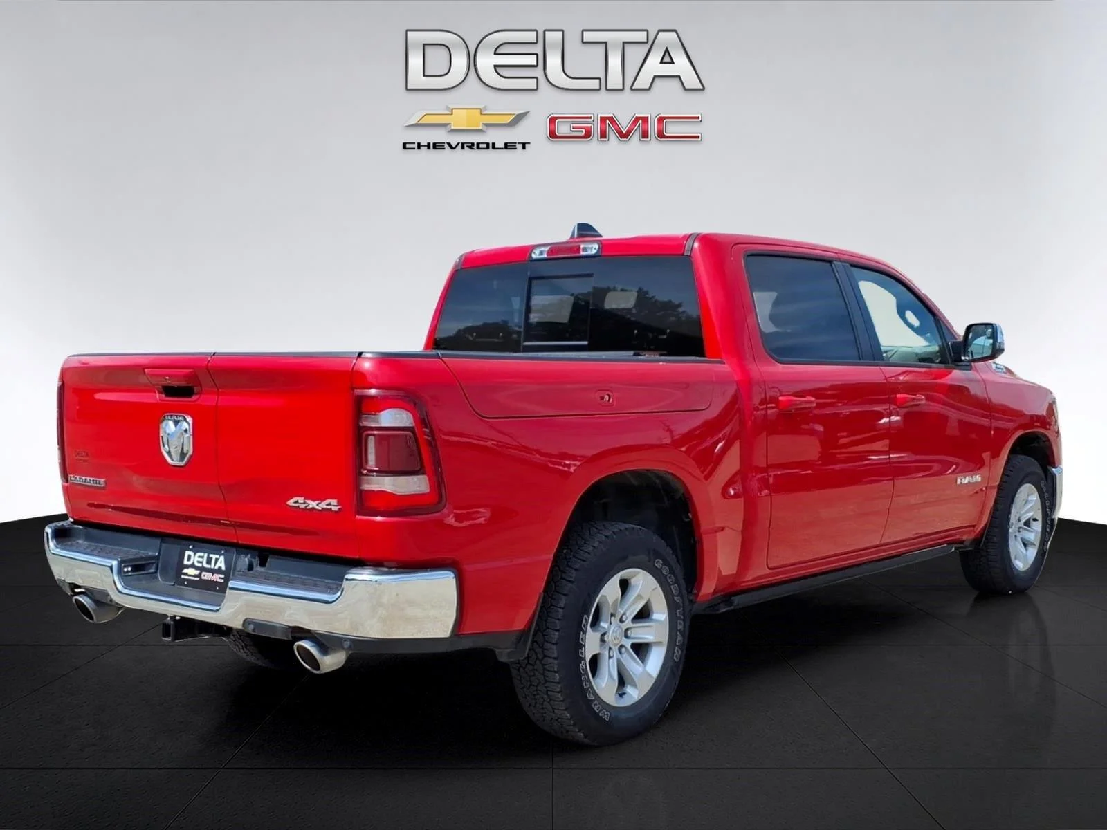 Used 2024  Ram Laramie image 5