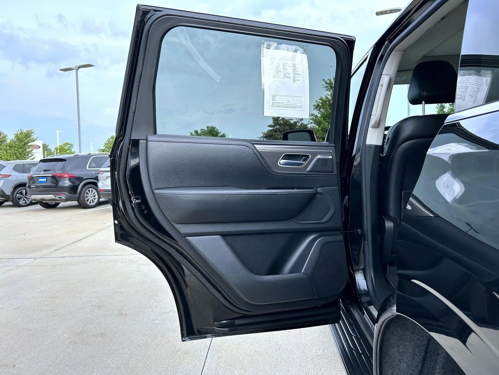 Used 2025 Black INFINITI PURE image 21