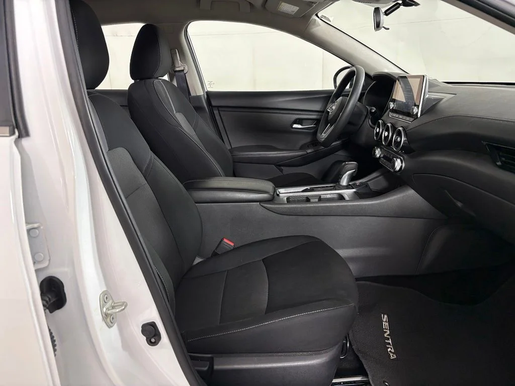 Used 2025 White Nissan SV image 42