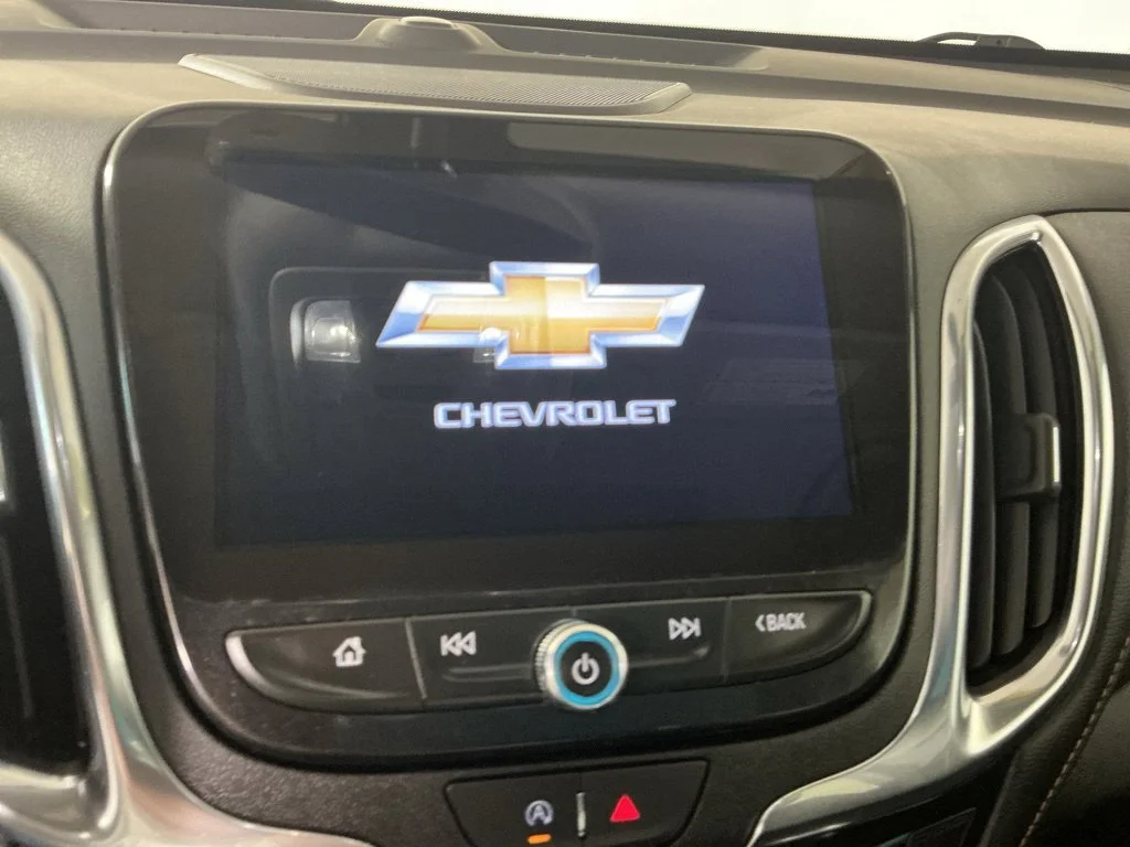 Used 2023 RADIANT RED TINTCOAT Chevrolet Premier image 16