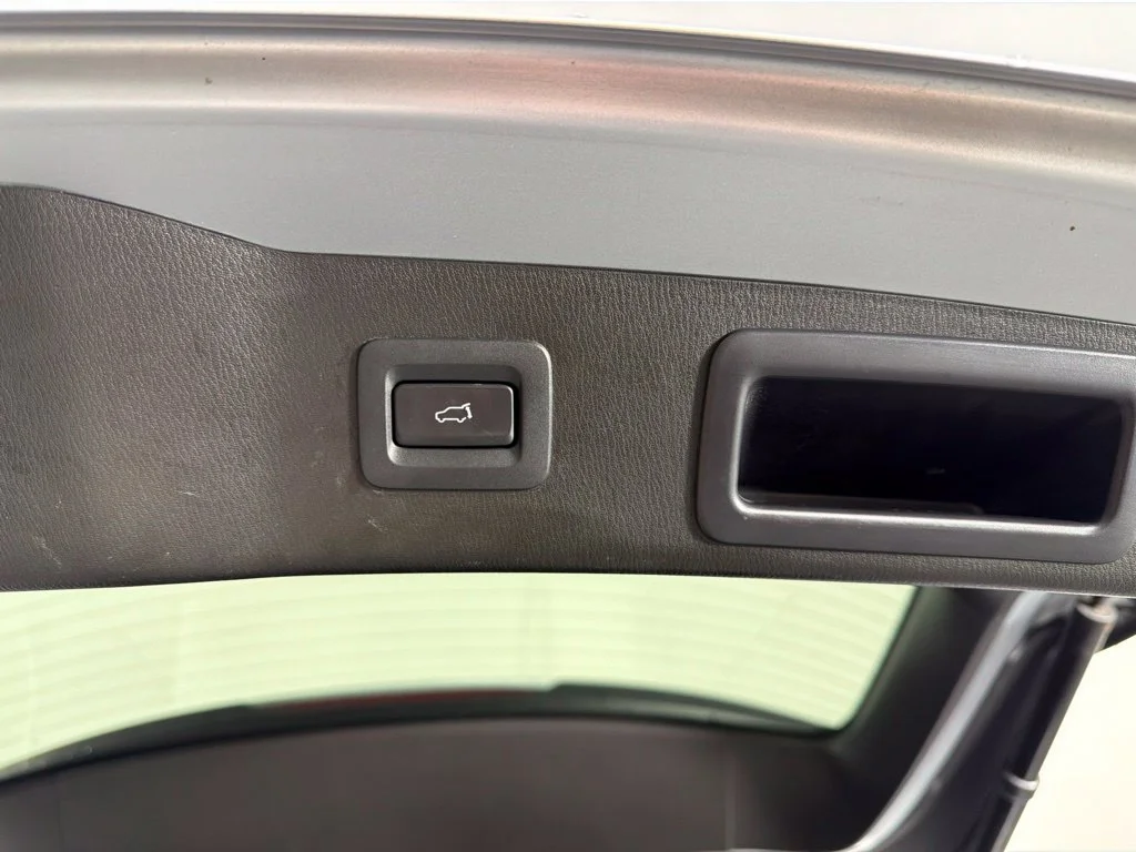 Used 2020 Sonic Silver Metallic Mazda Grand Touring image 8