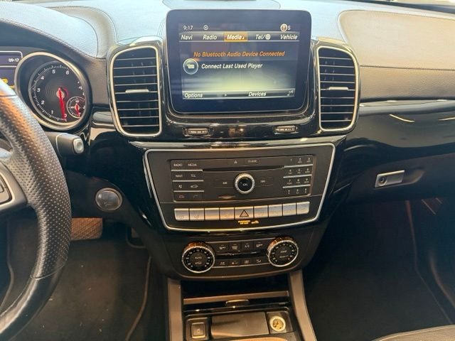 Used 2017  Mercedes-Benz GLS 550 image 12