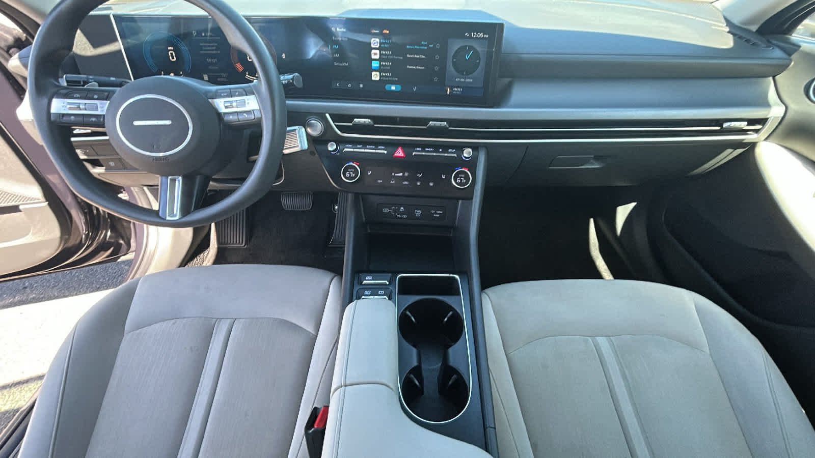 Certified Used 2025 Carbon Blue Hyundai SEL image 26