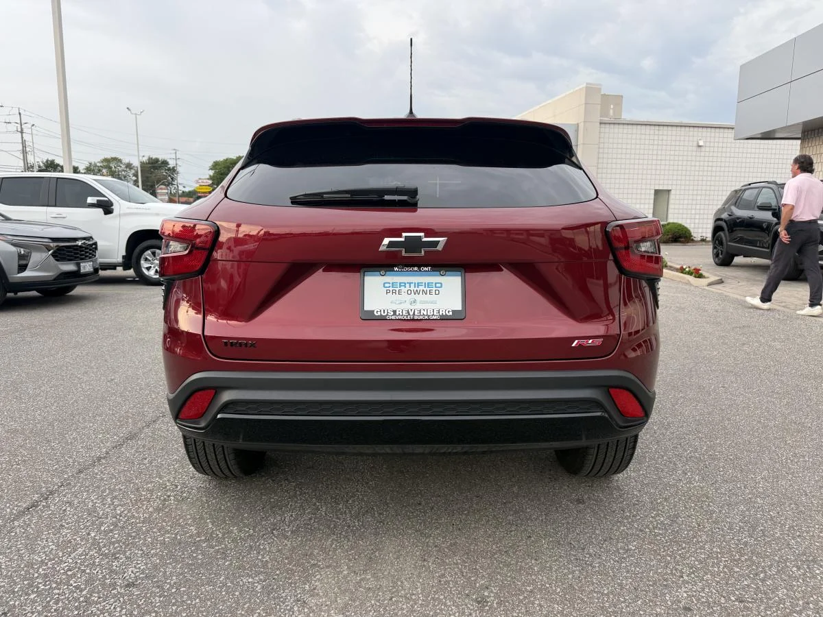 Certified Used 2024 Red Chevrolet 1sa Activ image 4