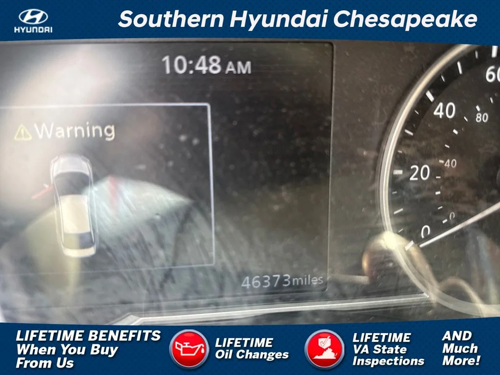 Used 2022 Blue Nissan 1.6 SR image 1