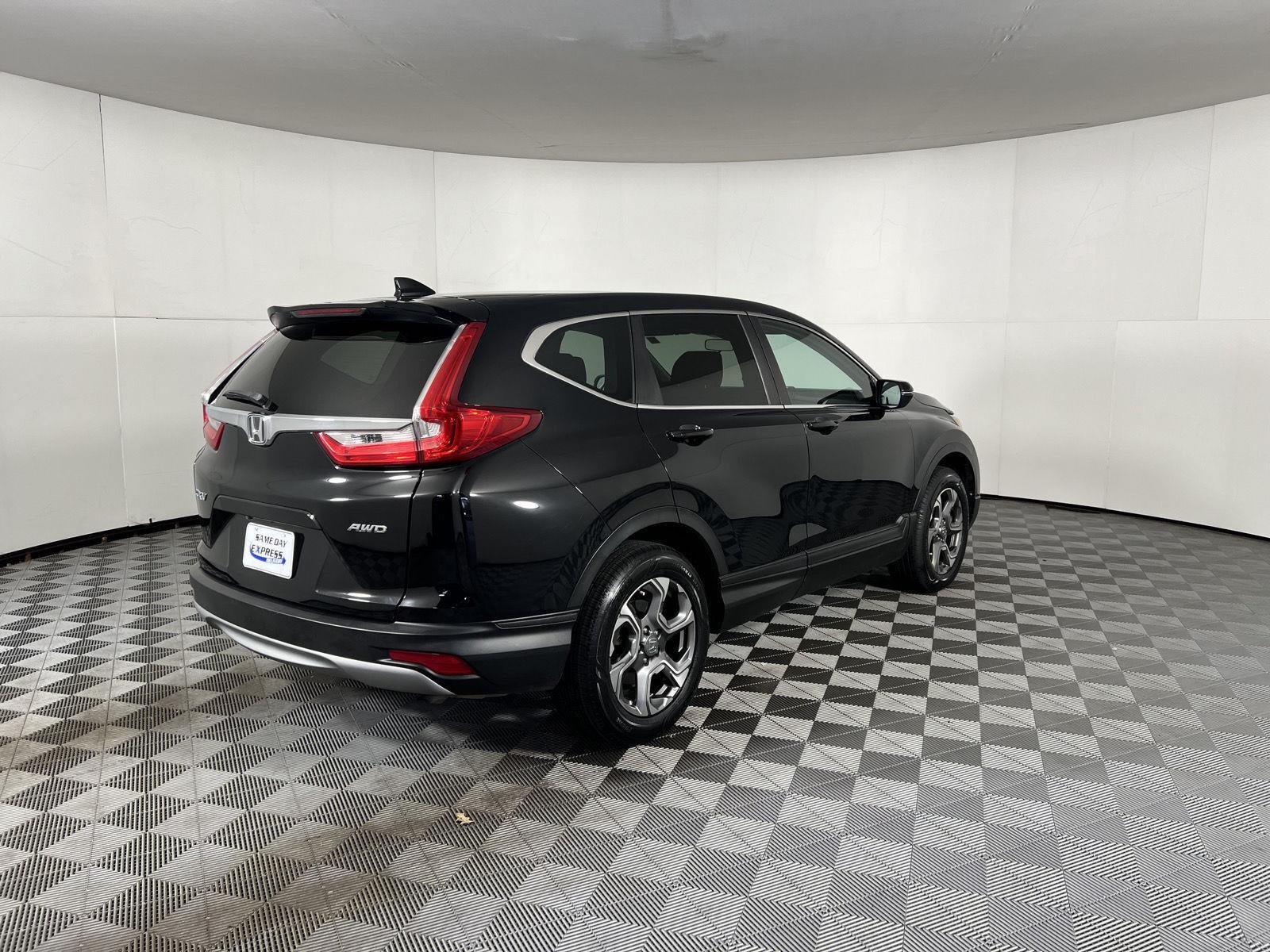 Used 2019 Crystal Black Pearl Honda EX image 9