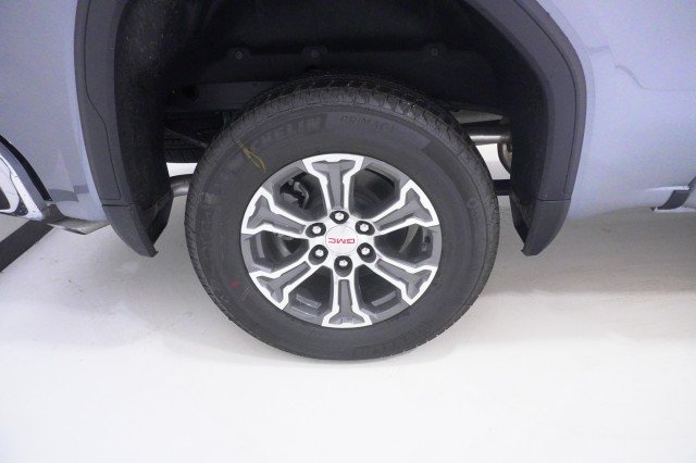 2026 GMC Sierra 1500 SLT - Photo 6