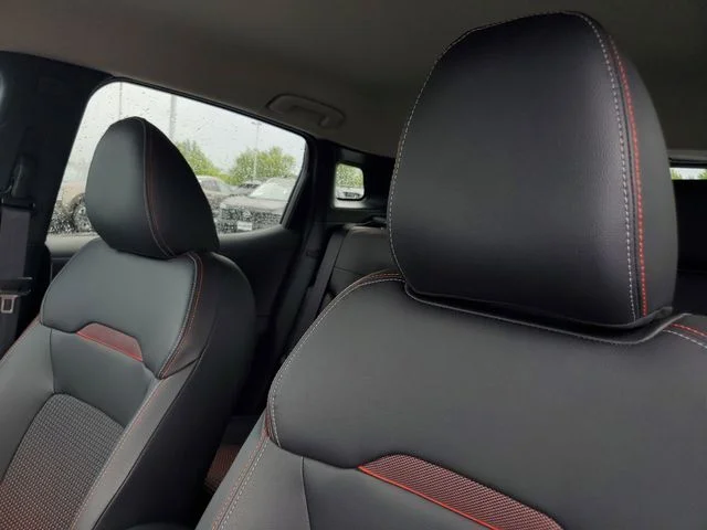 Used 2025 Brown Nissan SR image 19