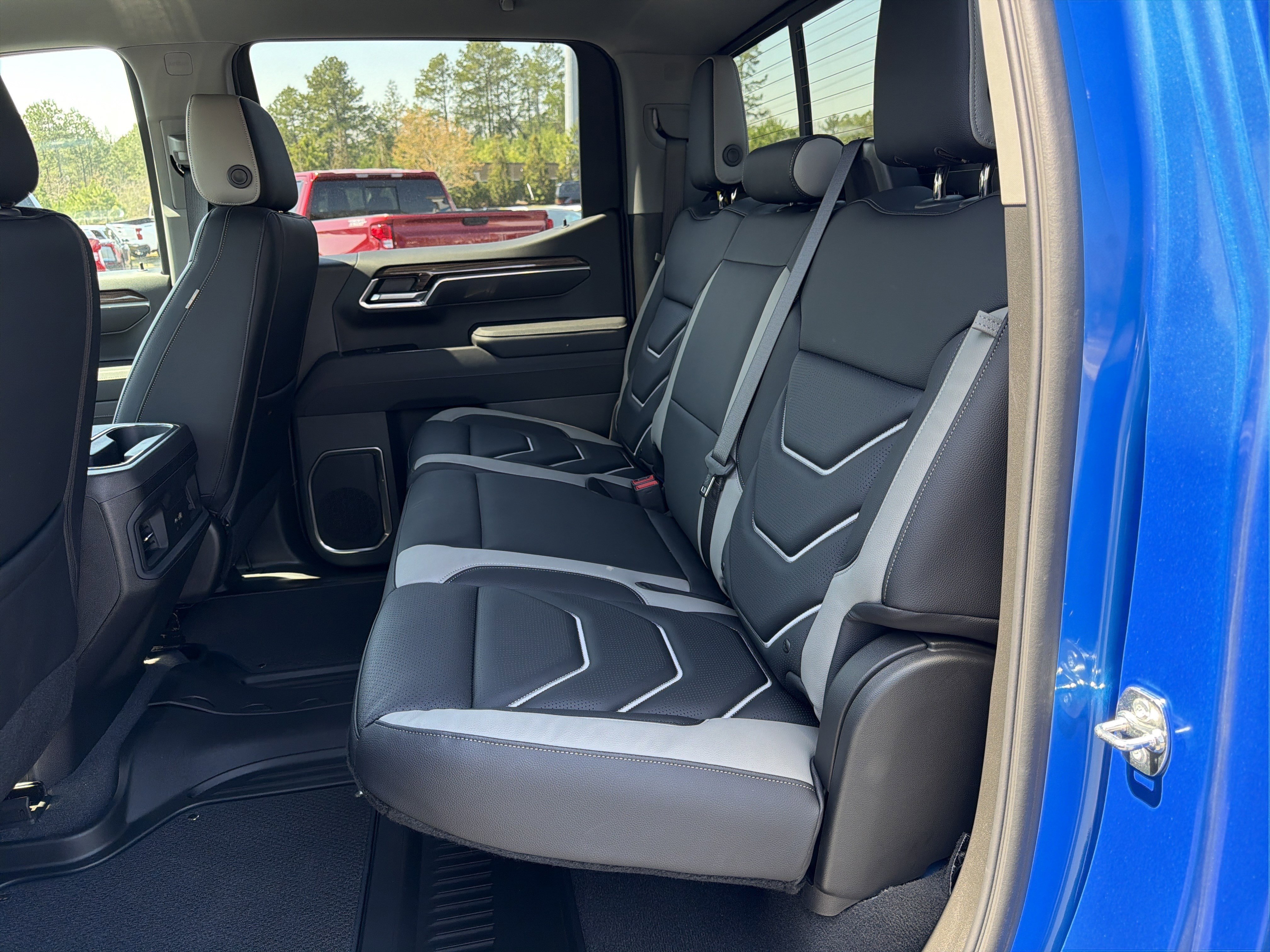 2025 Chevrolet Silverado 1500 RST - Photo 20