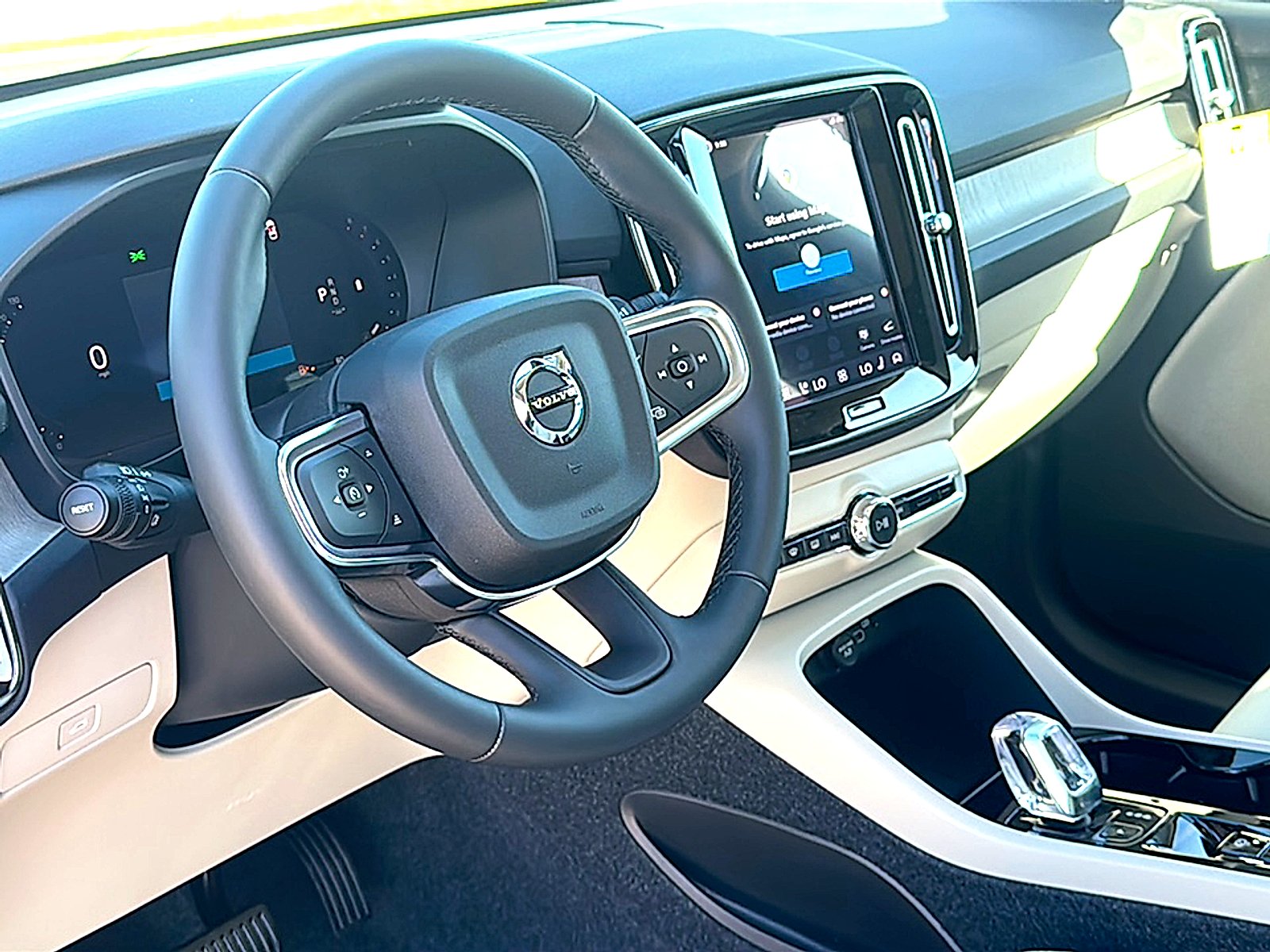 New 2026 Vapour Grey Volvo Plus image 9