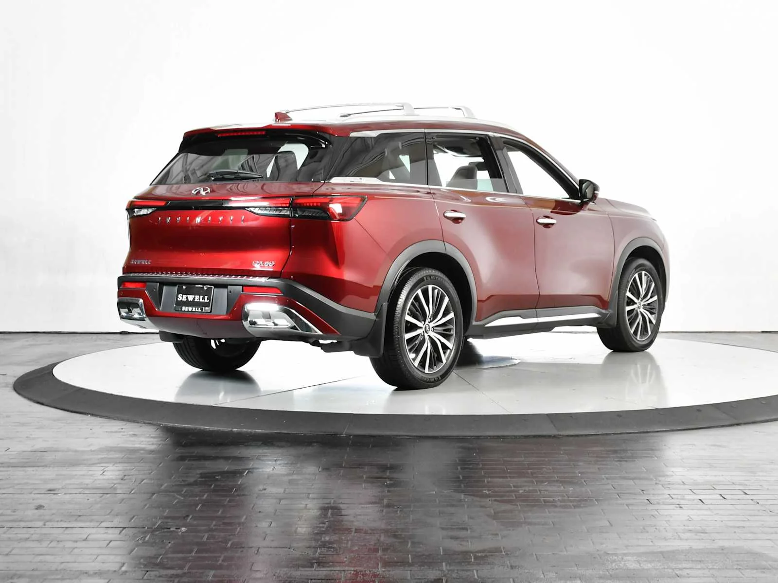 Used 2022 Deep Bordeaux INFINITI SENSORY image 6