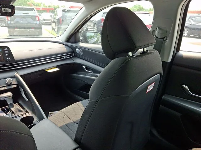 New 2026 Black Hyundai SE image 11