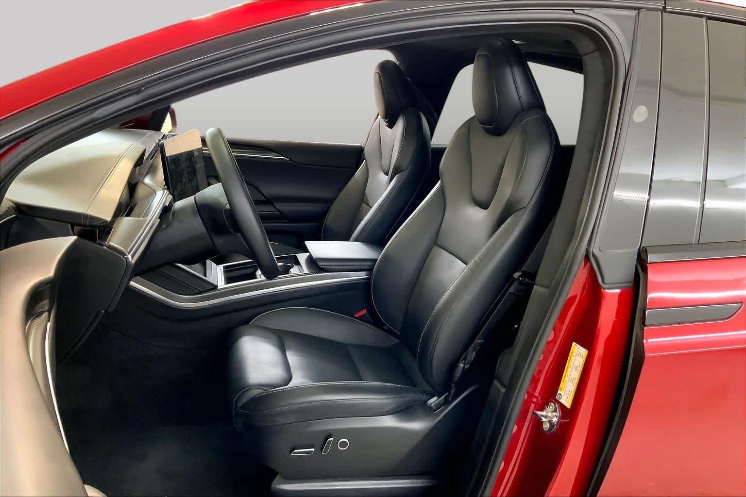 Pre-Owned 2023 Tesla Model X Plaid