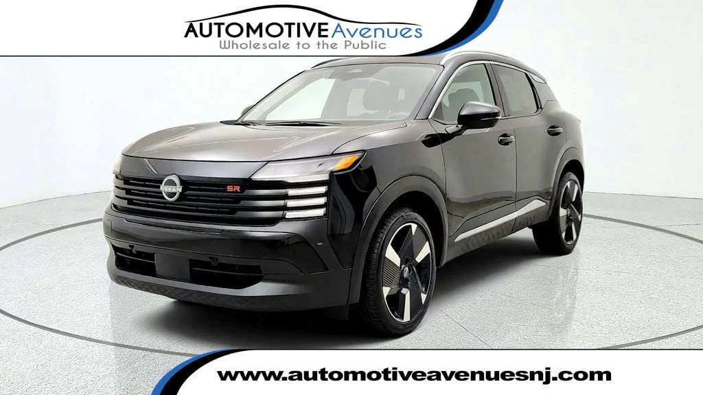 2025 Nissan Kicks SR AWD