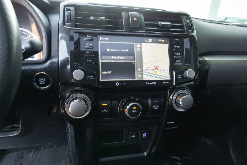 Used 2024 Ice Cap Toyota TRD Off-Road Premium image 18