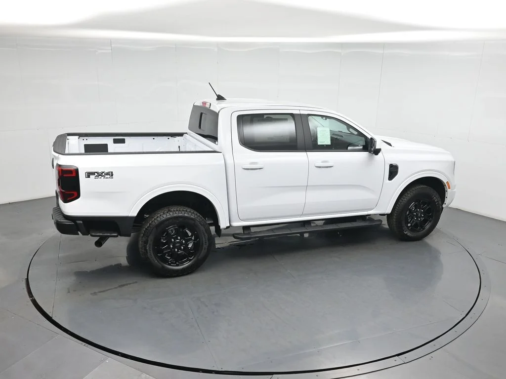 New 2026 Oxford White Ford Lariat image 37