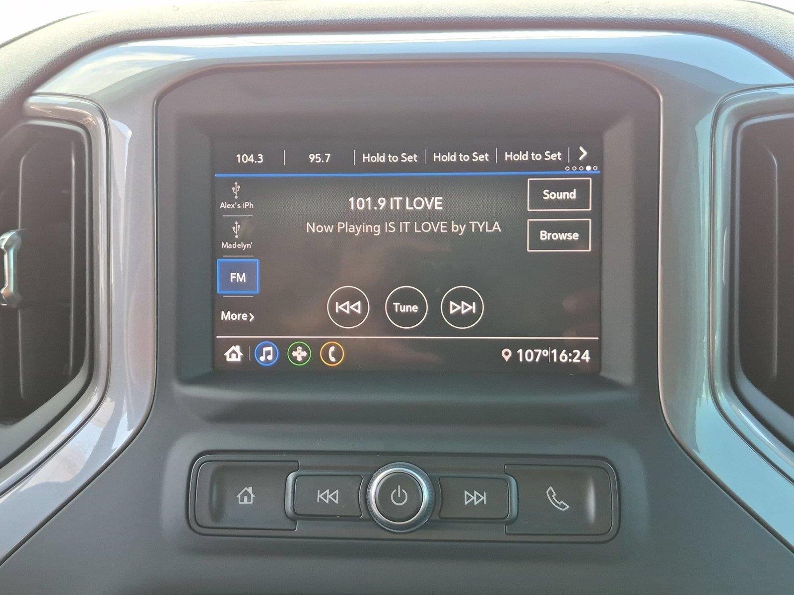 Used 2022 Northsky Blue Metallic Chevrolet Custom image 24