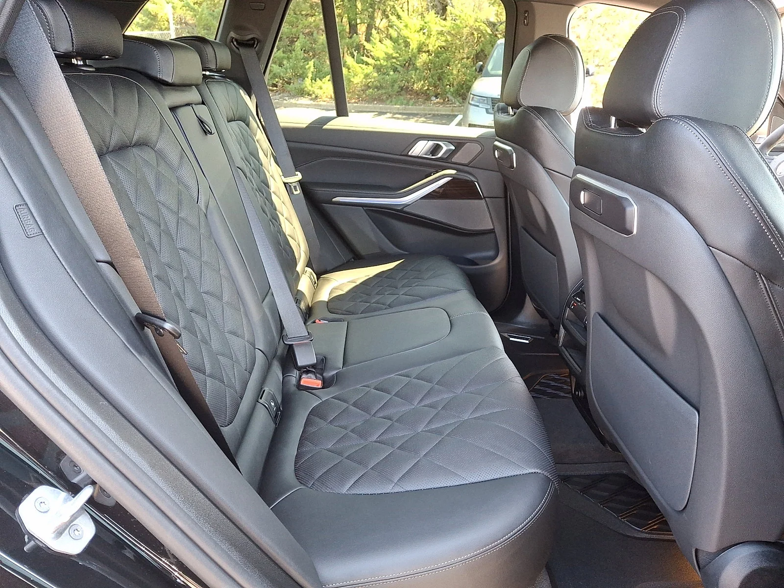Used 2026 Black Sapphire Metallic BMW xDrive40i image 21