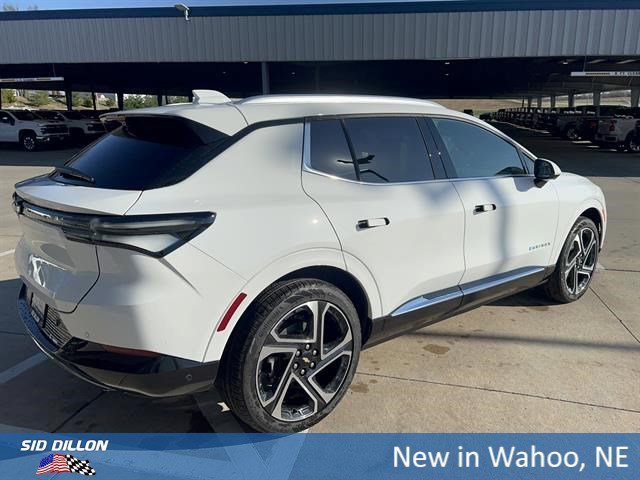 New 2026 Summit White Chevrolet LT image 5