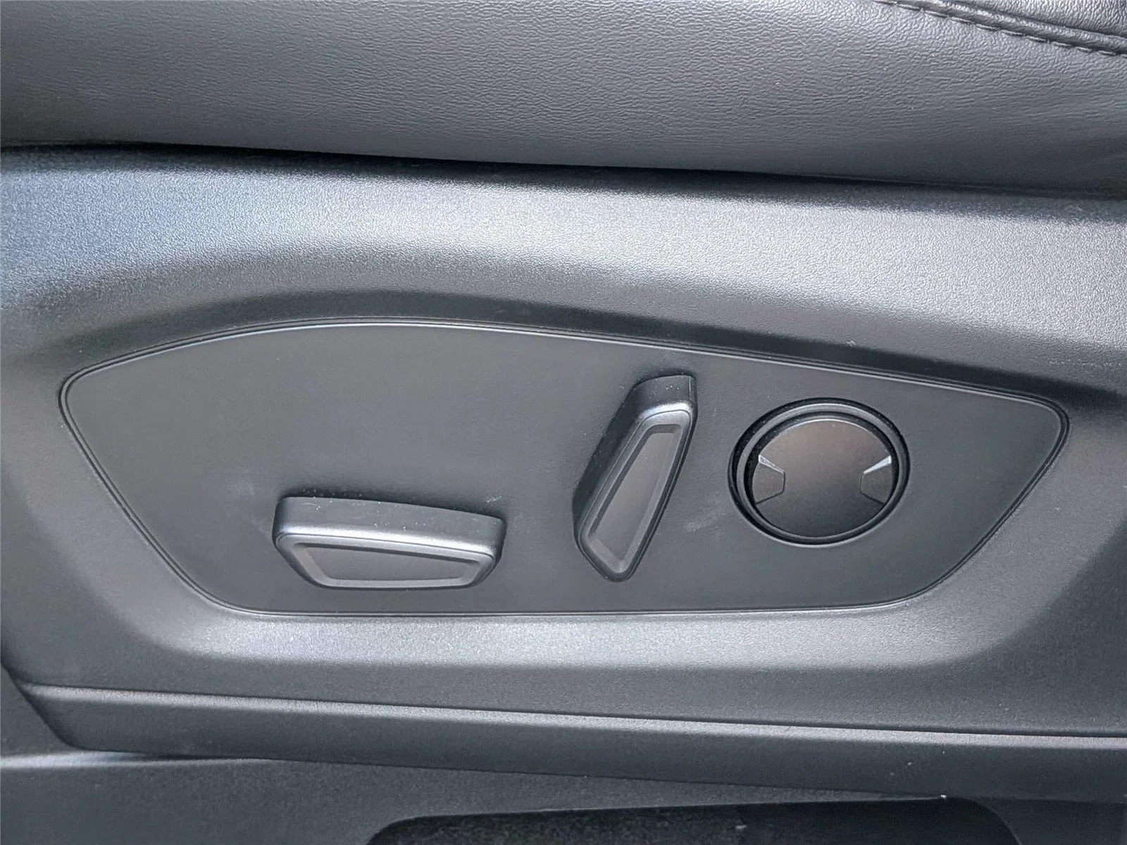 Used 2023  Ford XLT image 21