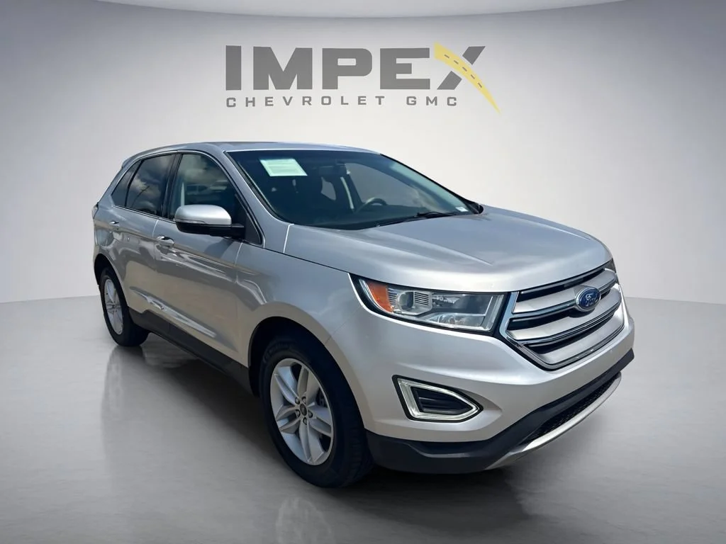 Used 2018  Ford SEL image 7