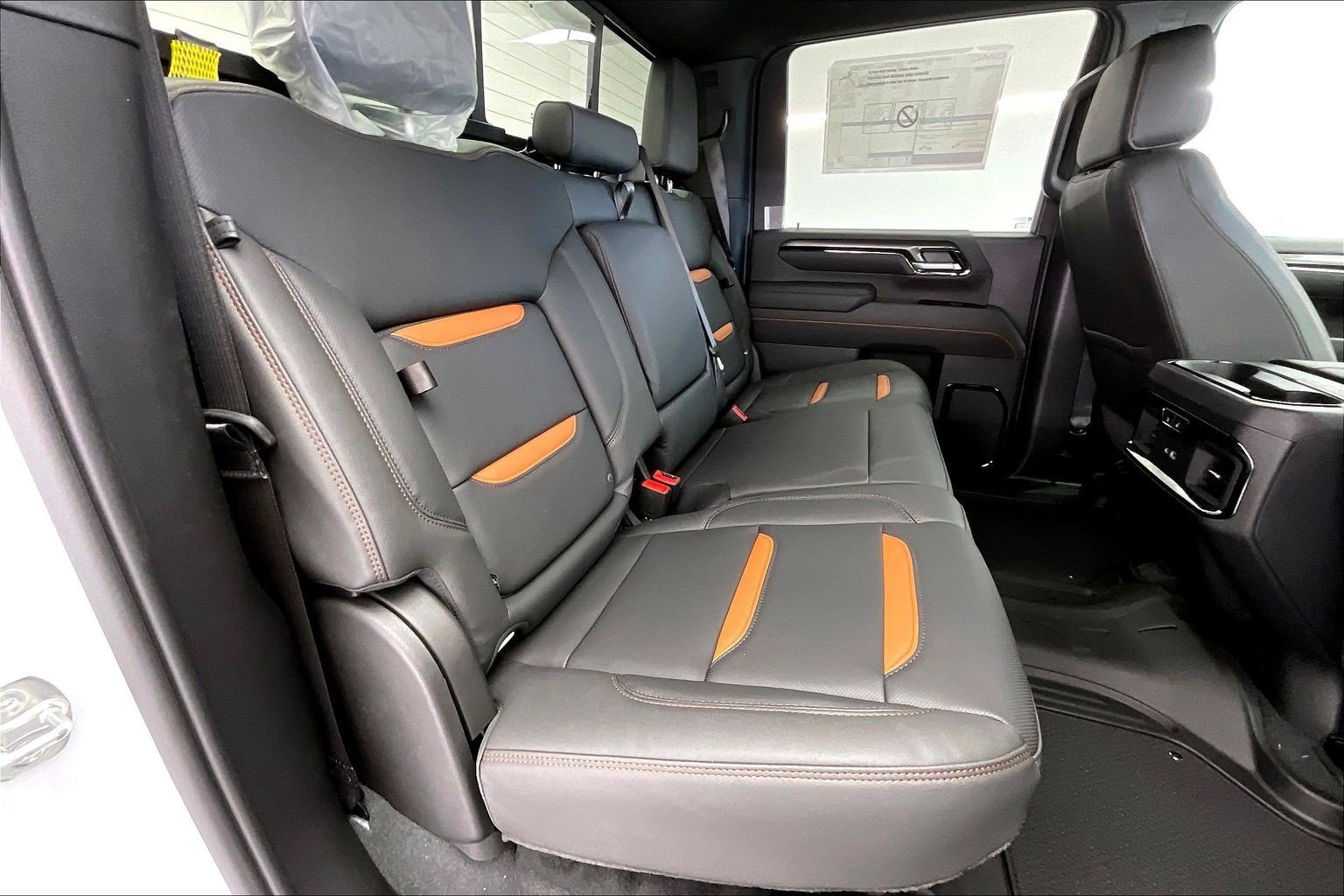 2026 GMC Sierra 3500HD AT4 - Photo 10