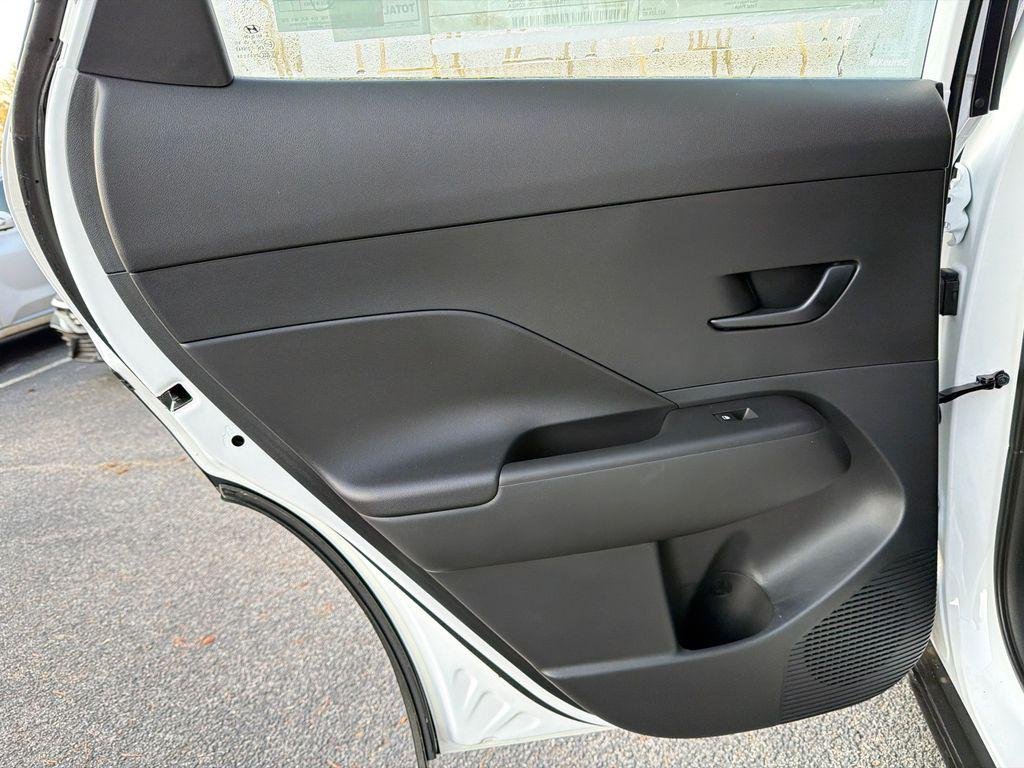 New 2026 White Hyundai SE FWD image 21