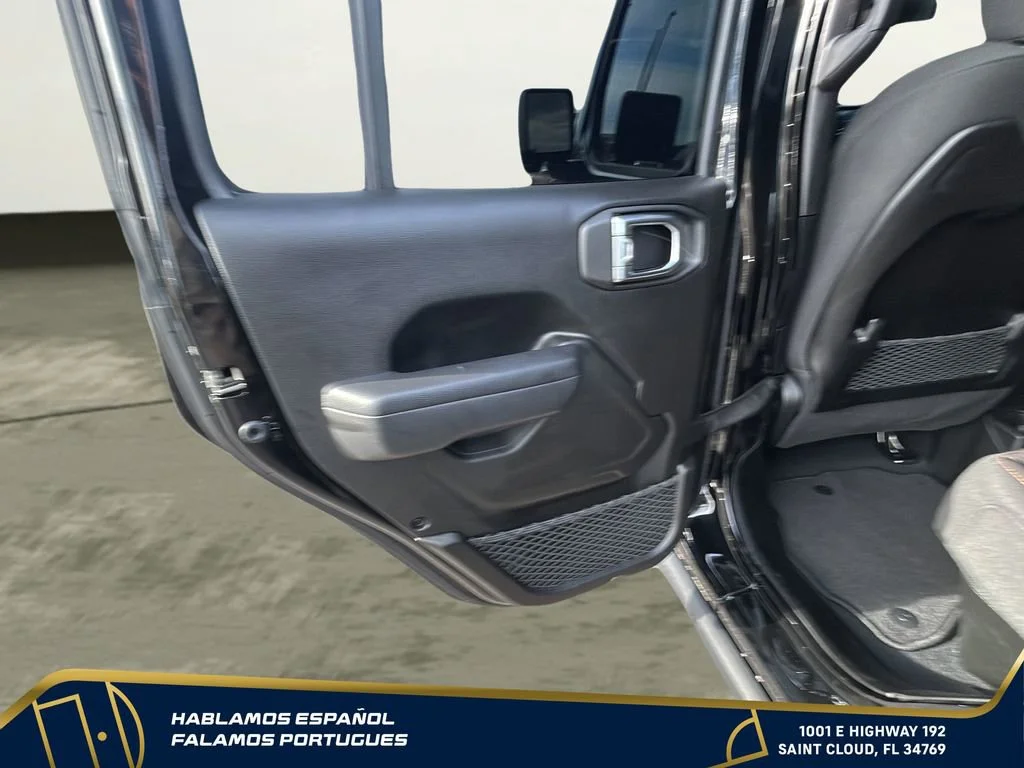 Used 2025 Black Jeep Mojave 4x4 image 26