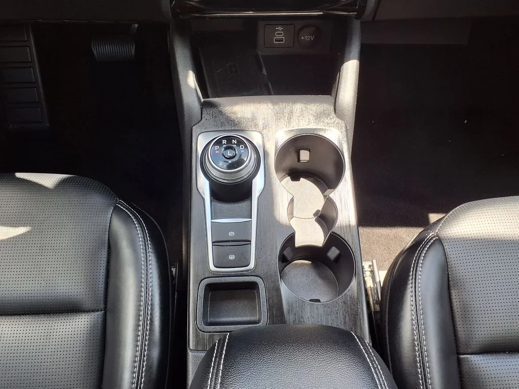 Used 2025 Red Ford Platinum image 35