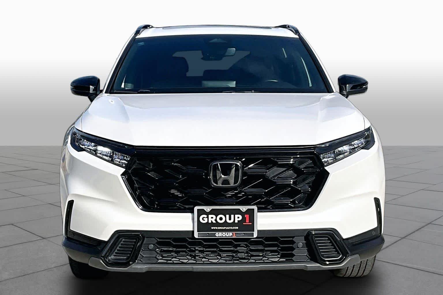 Certified Used 2025 Platinum White Pearl Honda Sport-L image 3