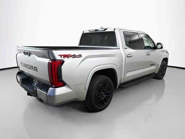 Used 2022 Silver Toyota SR5 image 7