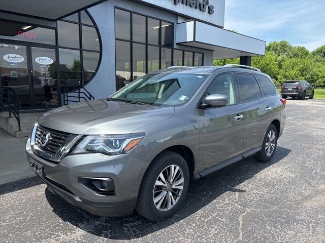 Used 2019 Gray Nissan SV image 2