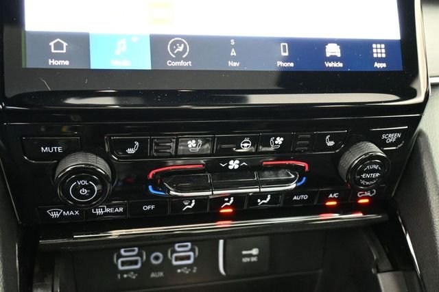 2024 Jeep Grand Cherokee Overland - Photo 11