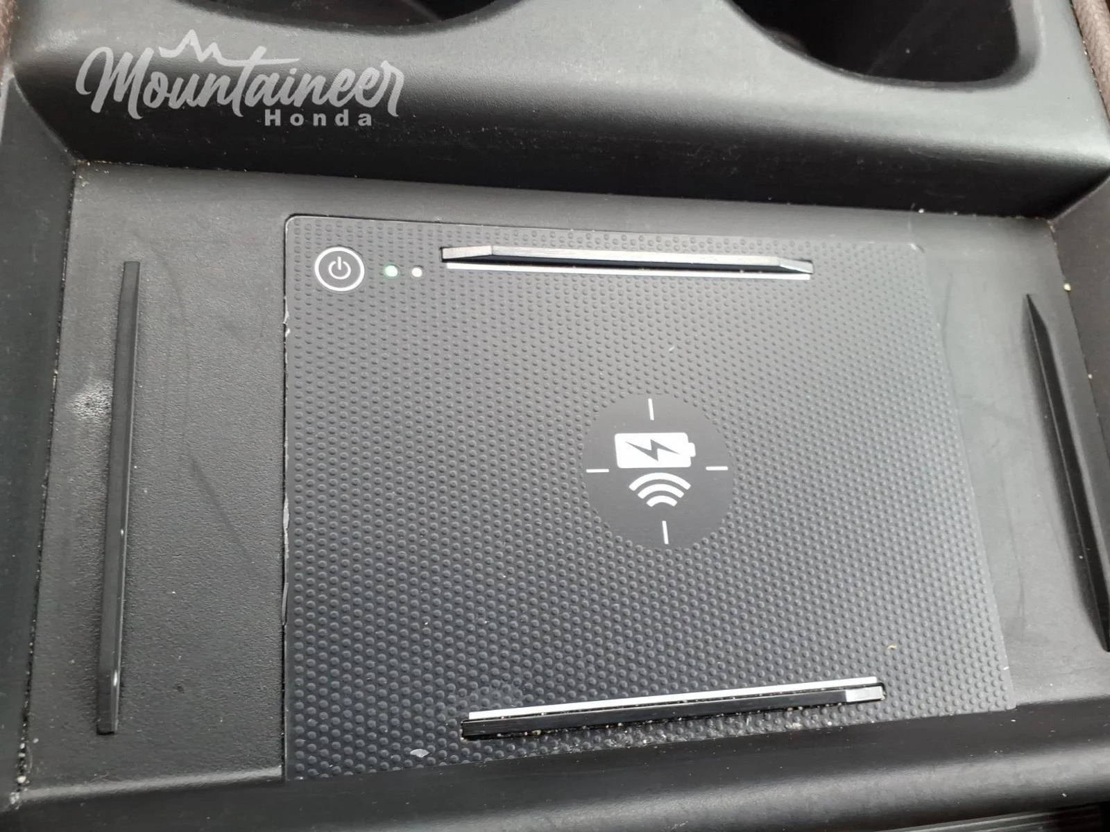 Used 2025 Platinum White Pearl Honda Touring image 44